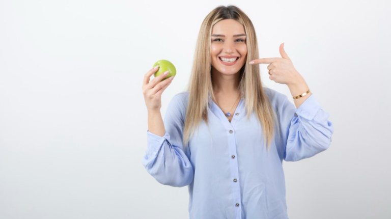 How Long After a Dental Cleaning Can I Eat​?